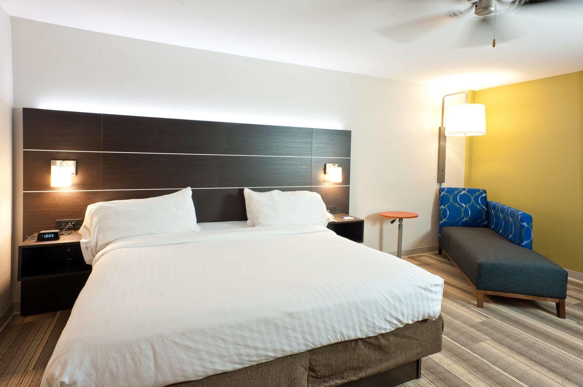 Holiday Inn Express Hotel & Suites Scott-Lafayette West By Ihg Bagian luar foto