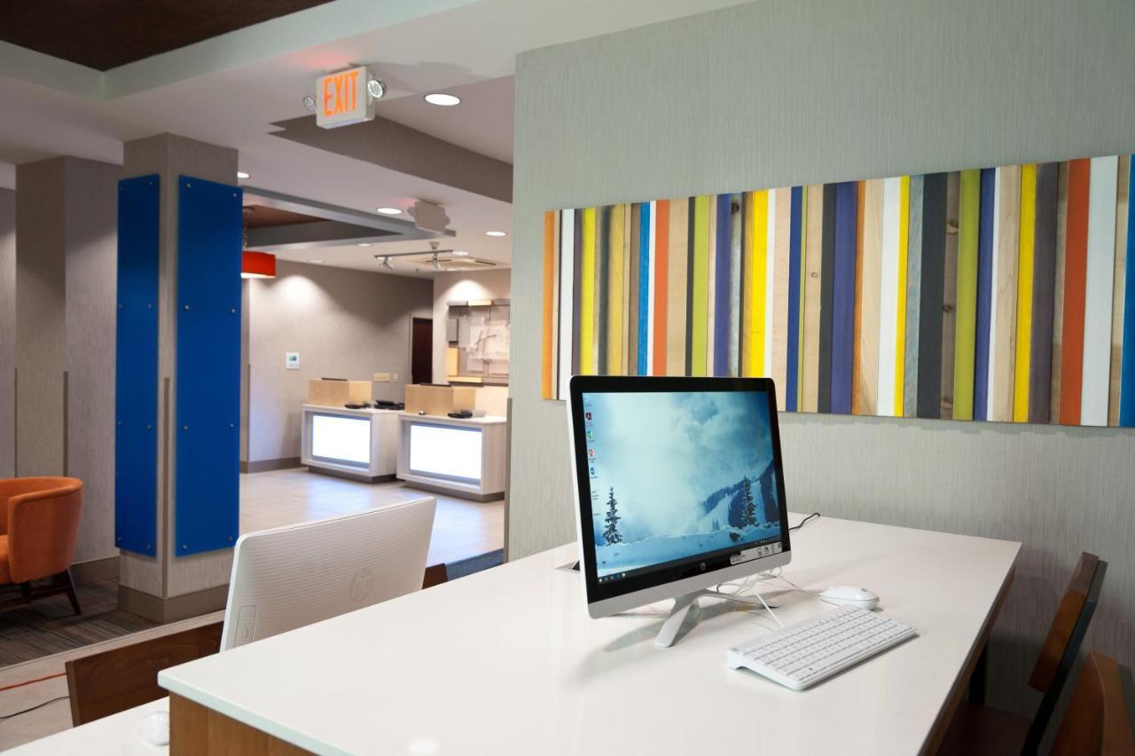Holiday Inn Express Hotel & Suites Scott-Lafayette West By Ihg Bagian luar foto